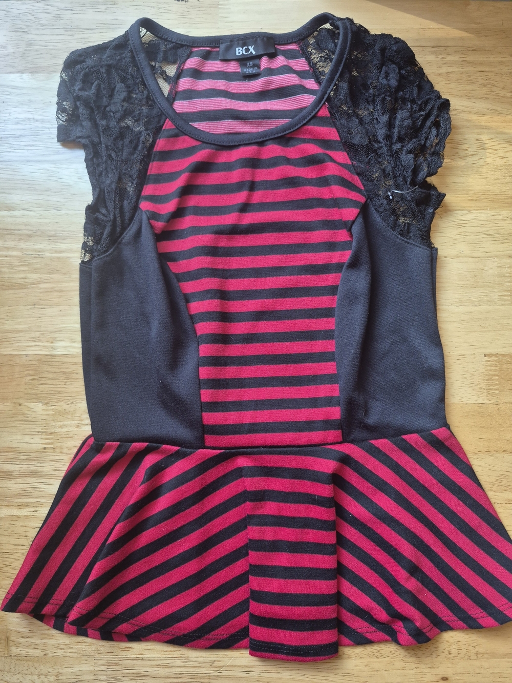 BCX Black and Red Striped Lace-Sleeve Dress